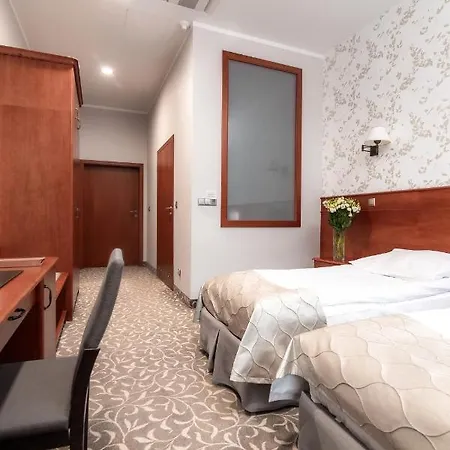 Park Kajetany 3*