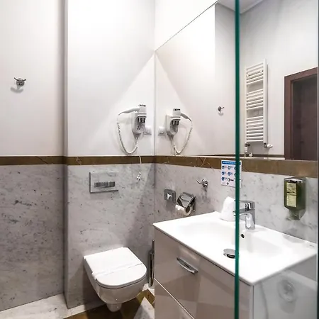 Hotell Park Kajetany Nadarzyn