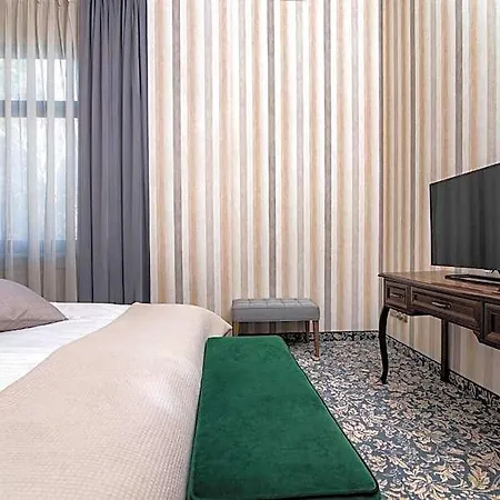 Park Kajetany Hotell 3*