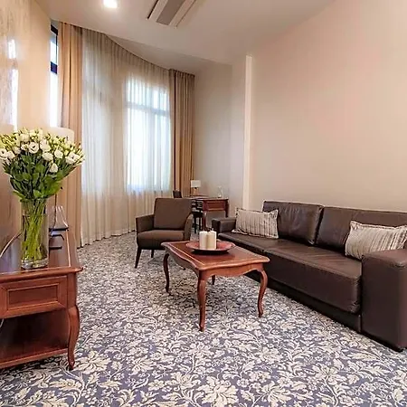 Park Kajetany Hotell 3*