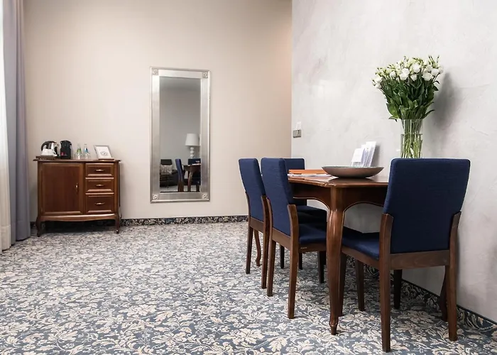 Hotel Park Kajetany 3*